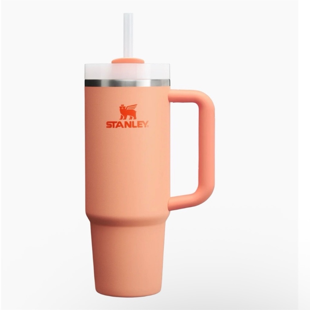 🆕🍊NIB Stanley 40oz H2.0 FlowState 
        Quencher Tumbler Nectarine🌟🍊